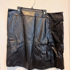 SHEIN Black Faux Leather Skirt